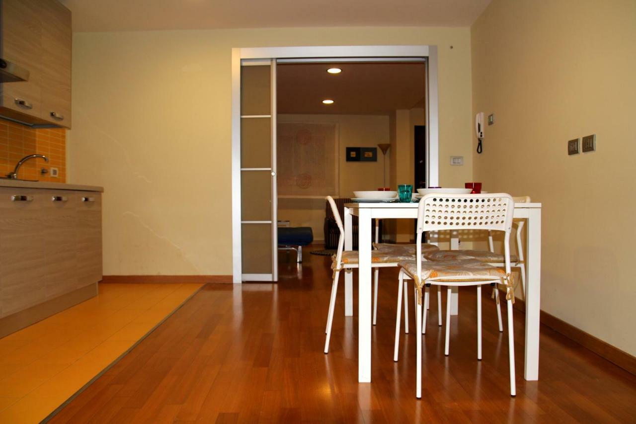 Sake Family Suite - Xl Apartment In The Heart Of The City カターニア エクステリア 写真